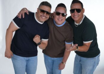 Limi-T 21 revive tres décadas de fiesta tropical con el explosivo video de "Mix 7"