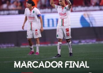 Efraín Álvarez no celebró su golazo ante su exTijuana. AMEXI/Foto/@Chivas