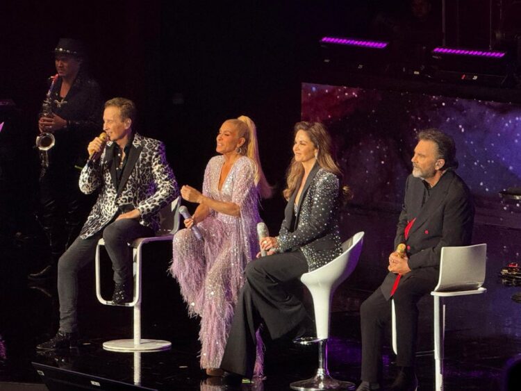 Yuri, Lucero, Emmanuel y Mijares conquistan el Auditorio Nacional con su Tour Entre Amigos | AMEXI/FOTO: Lilia Pérez