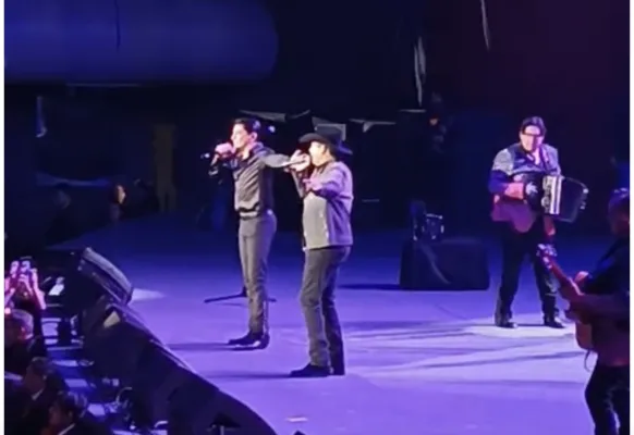 Bobby Pulido y Víctor García en el Auditorio Nacional 
