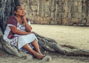 México vive una crisis silenciosa: el desplazamiento forzado interno. Ni huaraches ni huipiles