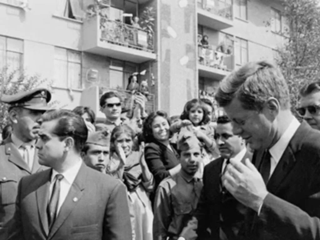 Kennedy en la Unidad Independencia