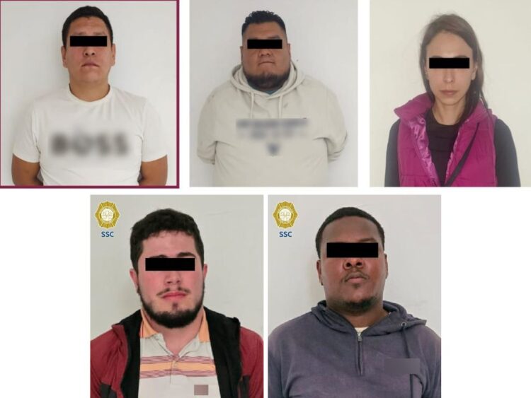 Los detenidos en los dos operativos en Iztapala. Arriba, los integrantes del grupo criminal michoacano. AMEXI