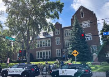 Tragedia marca regreso a clases en Minneapolis