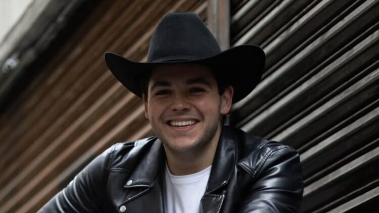 Santi Casas invita a entrenar el corazón con una “Dosis de contacto cero” | AMEXI/FOTO: IG @santicasas