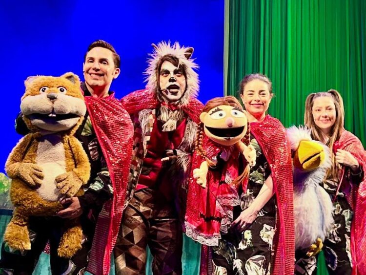 Violeta Isfel es parte del elenco Caperucita Roja Súper Cuento Musical | FOTO: AMEXI