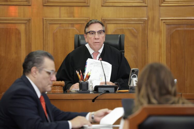 Javier Laynez declara el cierre de la Segunda Sala de la SCJN. AMEXI