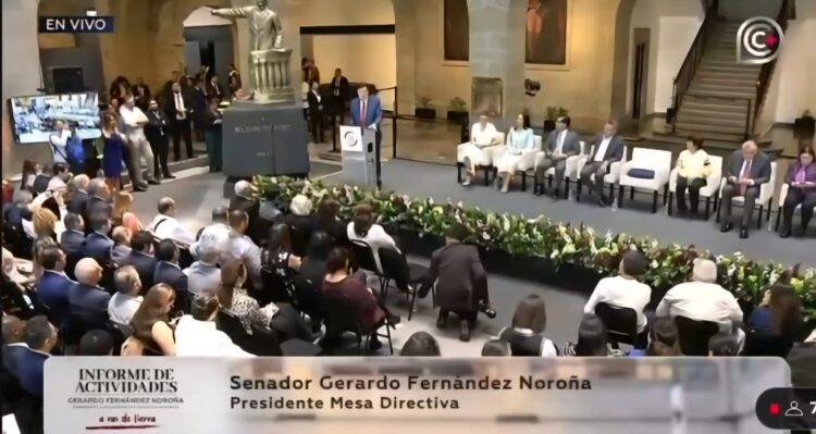 Gerardo Fernández Noroña se despide como presidente del Senado