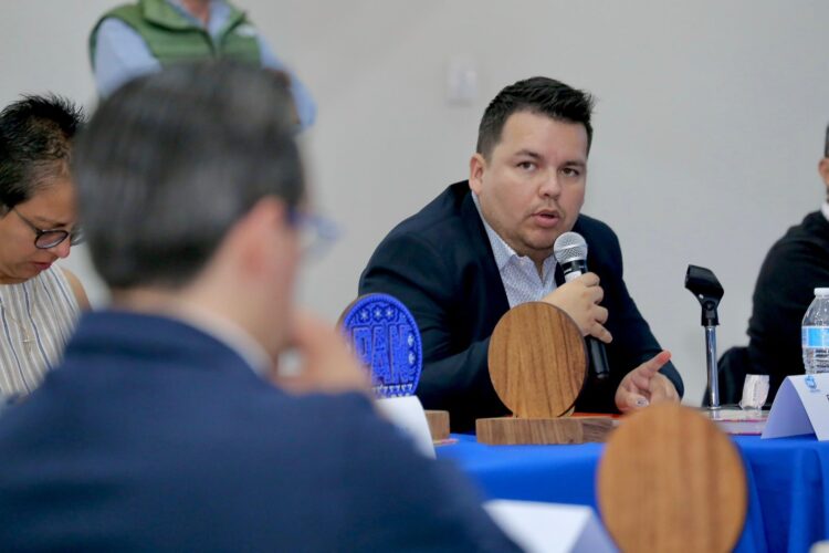 Urge diputado eliminar burocracias y abrir créditos a jóvenes emprendedores en CDMX