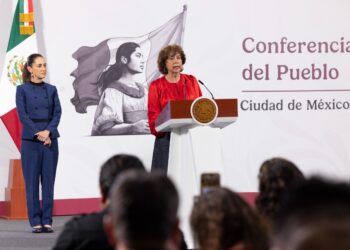 La presidenta de México, Claudia Sheinbaum, y la titular de la SECIHTI, Rosaura Ruiz presentaron los avances del “Auto del Bienestar”.