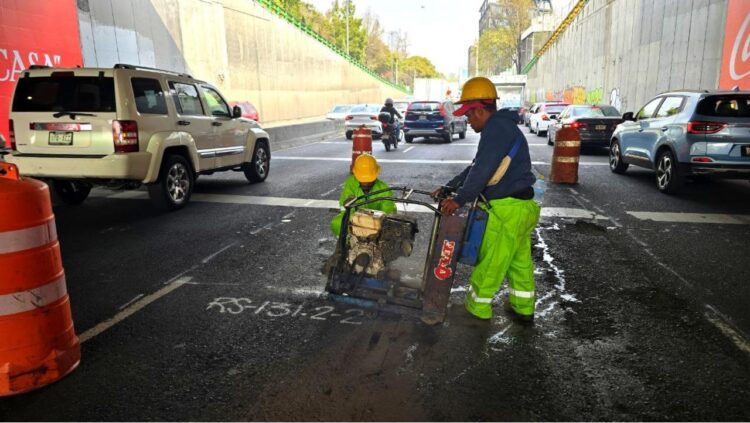 Dos mil 250 mdp se irán a baches, Brugada presenta plan de mantenimiento de la carpeta asfáltica