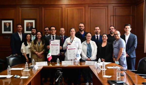 El Instituto Nacional de Enfermedades Respiratorias (INER) “Ismael Cosío Villegas” firmó un convenio de colaboración con AstraZeneca con tecnología de punta.