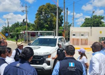 Autoridades de la FGR sostuvieron un encuentro con representantes consulares de países de Centroamérica, por denuncias presentadas por migrantes.