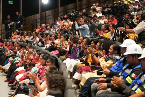 El ciclo de funciones inició con una película dedicada a las mujeres indígenas de México