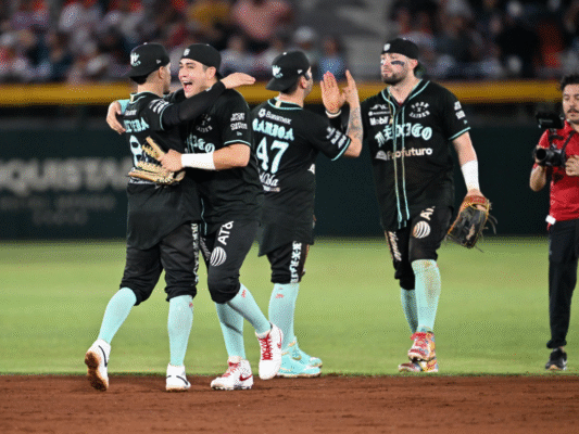 Ganan Diablos y están 3-0 sobre los Leones