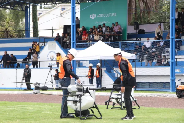 En el marco de una presentación de sus modelos en la Universidad de Chapingo, en Texcoco, DJI Agriculture lanza en México nueva generación de drones