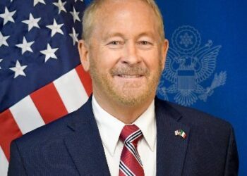 El embajador de Estados Unidos en México, Ronald Johnson agradece al gobierno de la presidenta Sheinbaum la la extradición de 26 fugitivos.