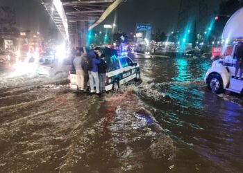 Gobierno de CDMX pone en marcha operativo Tlaloque ante fuertes lluvias