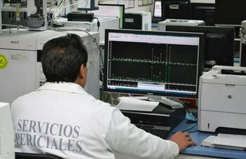 La FGJCDMX informa que modernizó y equipó nueve laboratorios de la Coordinación General de Investigación Forense y Servicios Periciales.