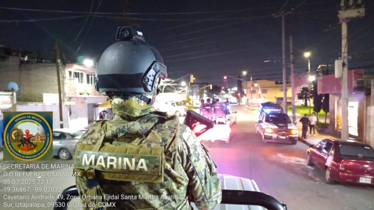 La Secretaría de Marina informó sobre la detención de mil 221 delincuentes a los que se les incautaron armas, drogas, vehículos e inmuebles.