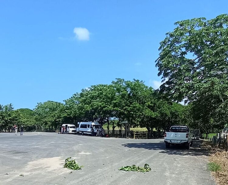 Habitantes de San Juan Evangelista bloquean instalaciones estratégicas de Pemex para el suministro de gas en el sur del país.
