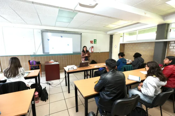La Escuela de Artes Escénicas, la Facultad de Odontología y la Facultad de Planeación Urbana y Regional (FAPUR) recibieron a la comunidad académica este 25 de agosto. AMEXI/FOTO/ Especial 