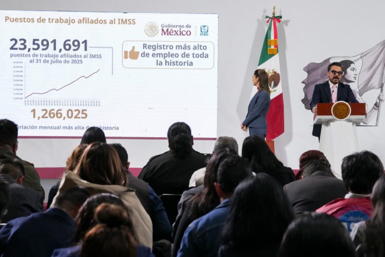 La STPS resalta que con la implementación de la reforma laboral se garantizan los derechos de trabajadores de plataforma digitales.