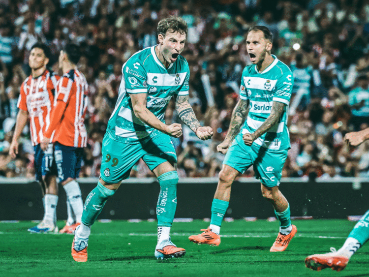 Santos Laguna venció a Chivas