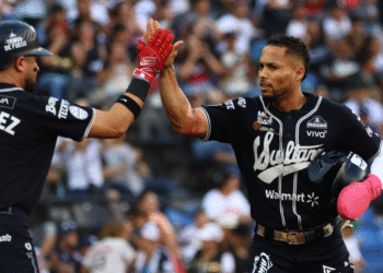 Sultanes de Monterrey igualó la serie ante Charros de Jalisco