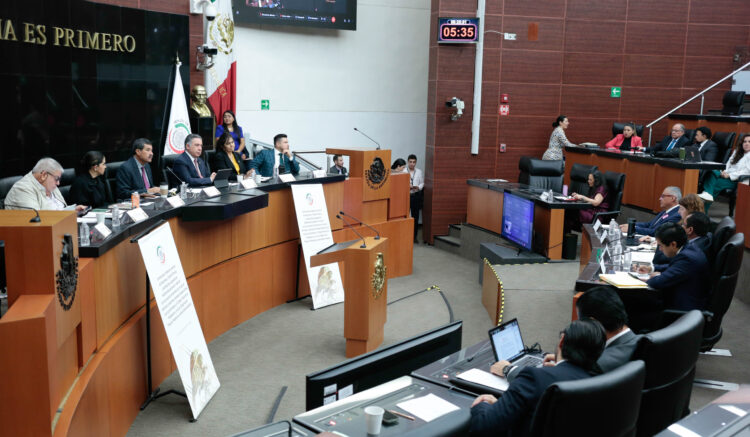 En fast track, Morena pretende aprobar Ley de Amparo esta semana