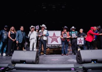 Palomazo Norteño brilla en Las Vegas: una estrella para la historia