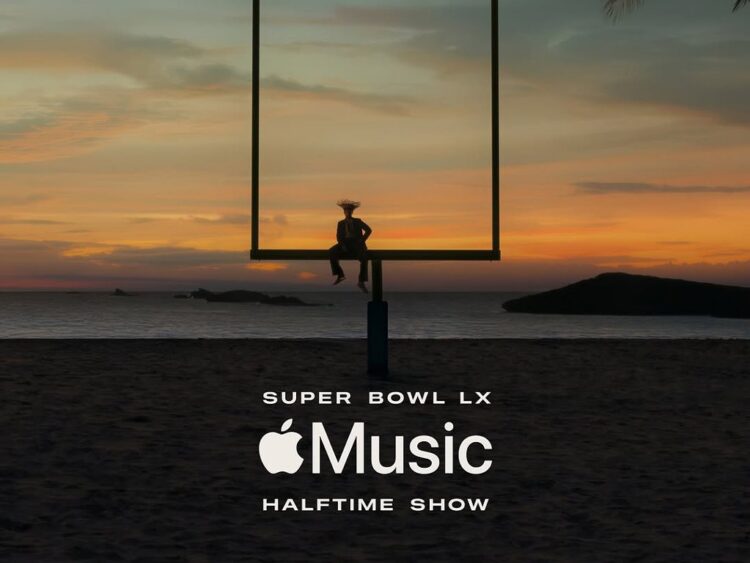 Bad Bunny será el primer latino masculino en protagonizar el show de medio tiempo del Super Bowl 2026 | AMEXI/FOTO: IG @nfl