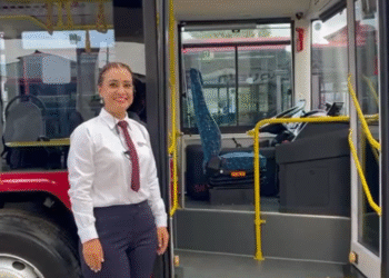 Unas 250 mujeres operarán el transporte público en Oaxaca