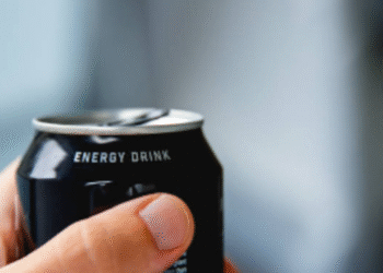 El pleno de la Cámara de Diputados aprobó reformas a la Ley General de Salud, para prohibir la venta de “bebidas energéticas” a menores.