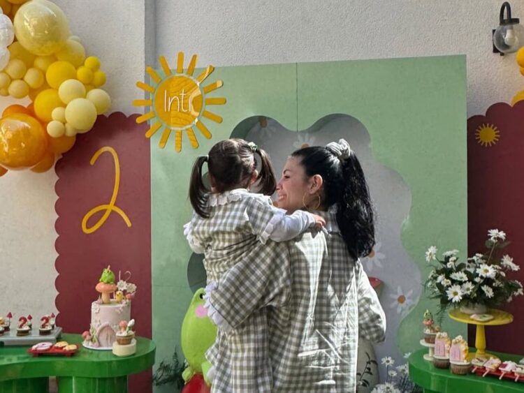 Cazzu celebra segundo cumpleaños de Inti con una mágica fiesta | AMEXI/FOTO: IG @cazzu