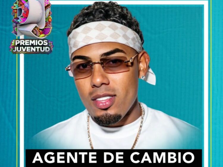 Premios Juventud reconocen a Myke Towers como agente de cambio