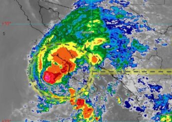 Huracán Lorena se debilitará a tormenta tropical en las próximas horas | AMEXI/FOTO: X @conagua_clima