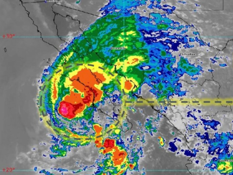 Huracán Lorena se debilitará a tormenta tropical en las próximas horas | AMEXI/FOTO: X @conagua_clima