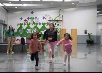 Menores que vivieron siete años en Puebla retornan a Honduras, informa el Instituto Nacional de Migración (INM).