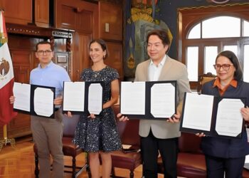 Internet gratuito. Llega a Telesecundarias y Telebachilleratos. AMEXI