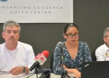 Jessica Luna, jefa de Hidrometeorología de la Comisión Nacional del Agua (Conagua), habla de la temporada de frentes fríos. Foto Especial
