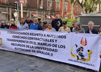 Jubilados de la Universidad Autónoma de Sinaloa (UAS) piden intervención de Sheinbaum para que no se elimine la jubilación dinámica establecida en su Contrato Colectivo de Trabajo