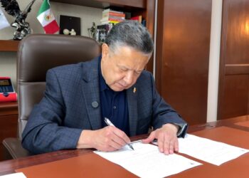 Julio Menchaca, primer gobernador en someterse a la revocación de mandato