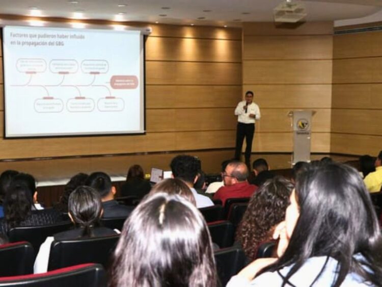 La batalla sanitaria contra el gusano barrenador en México. AMEXI