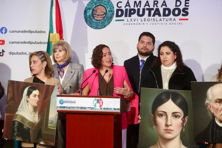 Multas de 103 mil pesos a funcionarios que modifiquen arenga en Grito de Independencia, propone el PRI