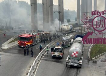 Crece el luto en el CECyT 7, del Poli, por víctimas de explosión de pipa en Iztapalapa