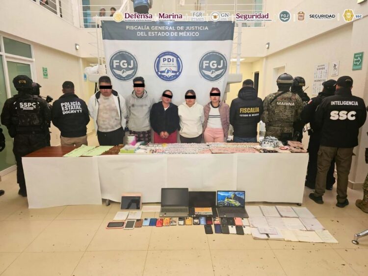 Presentación de 'Los Bonitos'. AMEXI