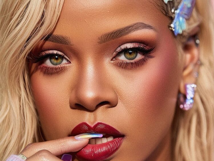 Rihanna anuncia el nacimiento de su hija con tierna foto | AMEXI/FOTO: RRSS