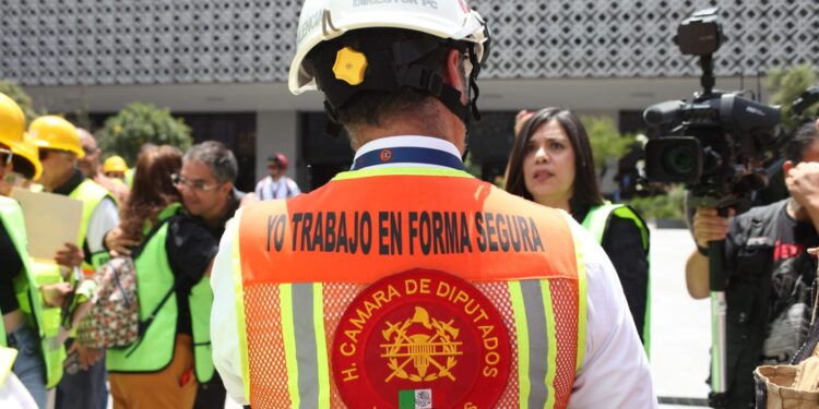 Segundo Simulacro Nacional 2025. Cámara de Diputados. AMEXI/Foto/Ivonne Cárdenas Pérez