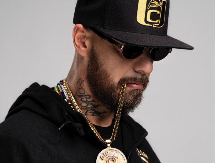 Don Dinero se lanza como director de cine con la comedia cubanoamericana "Spanish fly"